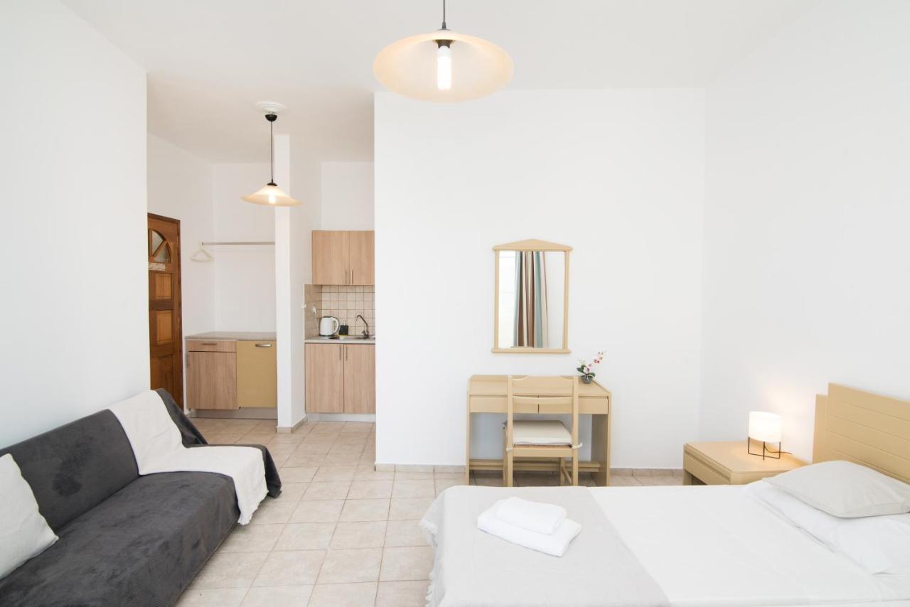 Kristina Stelios Apartment Platanias  Exterior photo
